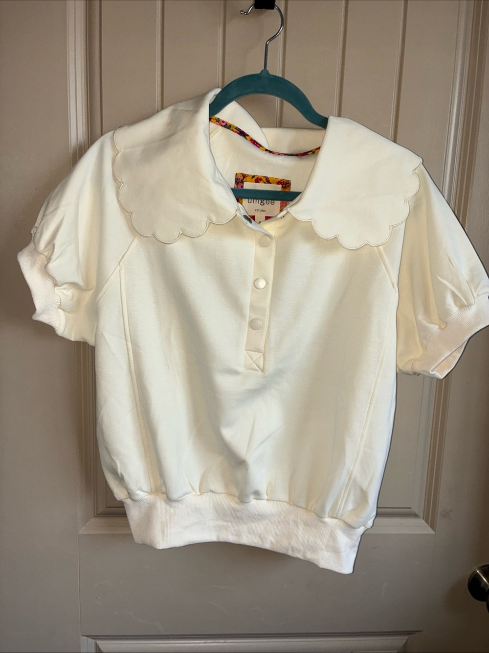 Umgee Cream Scalloped Collar Puff Sleeve Polo Top